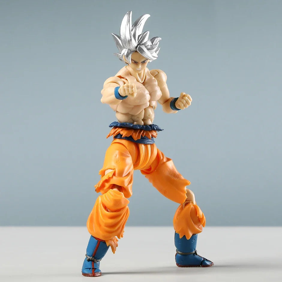 SHF Silver Hair Son Goku Ultra Instinct - Image 5